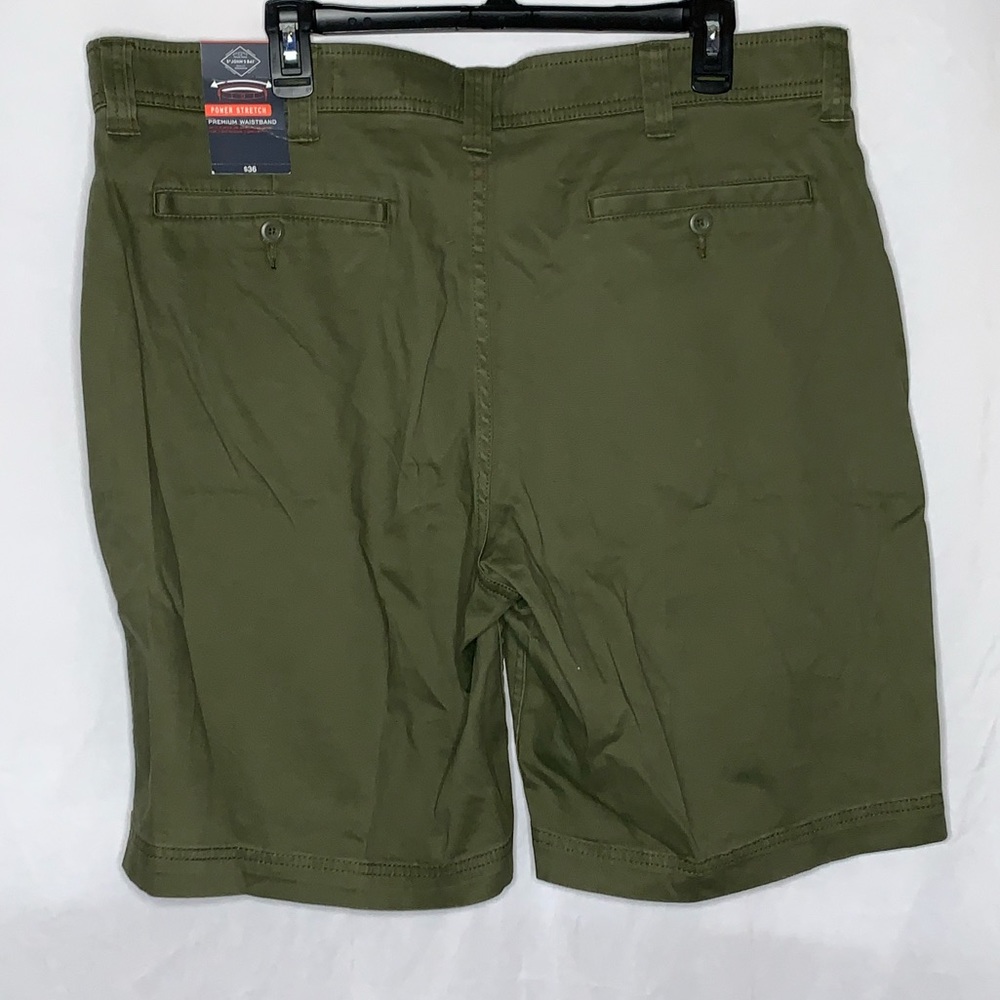St. John’s Bay Green Shorts - Picture 4 of 6